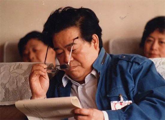 72年光影耕耘,他成为老百姓心中的“银幕英雄”