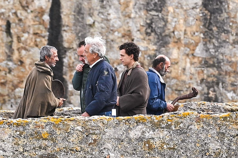 《奥德赛》曝路透!导演诺兰、汤姆·赫兰德等现身