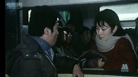 幸福在你身边：第一个学期结束赵国凯去车站送蓉蓉