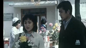 幸福在你身边：蓉蓉和同学一起坐船