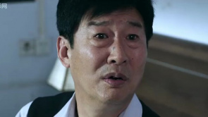 就是闹着玩的：晕倒在床全家人担心