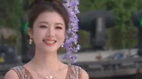 REDGALA春天開(kāi)幕式 越劇演員李云霄美得溫婉大方