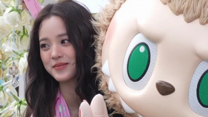 欧阳娜娜现身春天开幕式现场