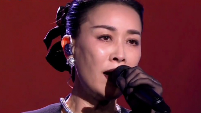 那英演唱歌曲《光影120年》 重温中国电影光影历程