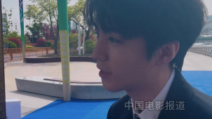 《无名之辈2》剧组做客直播间 王俊凯化身“好奇宝宝”