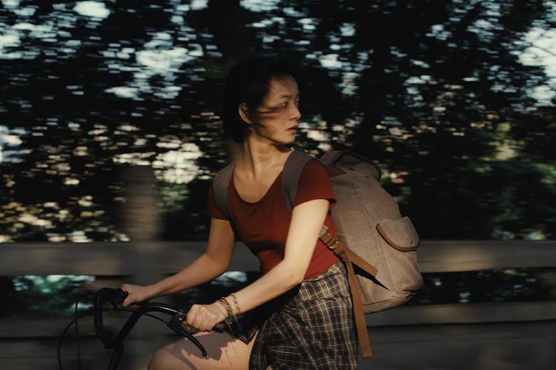 李庚希《无名女孩》发布首张剧照 有望法国上映！(图1)