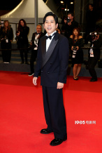 《8号出口》戛纳首映 二宫和也×小松菜奈亮相！