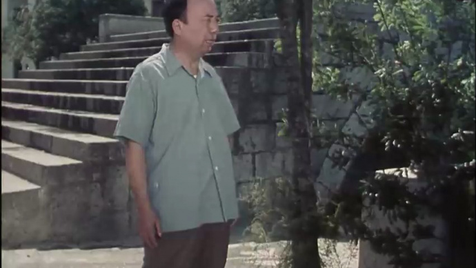 顾此失彼：议论商业局的活动
