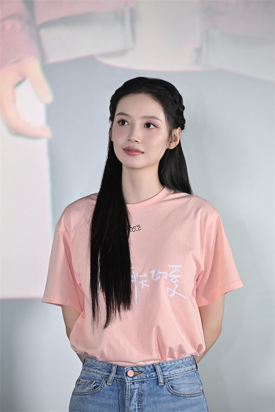 《永不失联的爱》路演 甘孜推出影票换门票活动