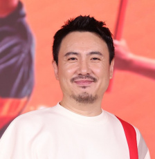 文牧野《欢迎来龙餐馆》亮相 沈腾、蒋奇明闯中东