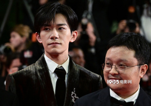 毕赣《狂野时代》戛纳首映 舒淇易烊千玺等登红毯