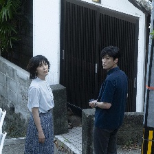 夏日沙灘上