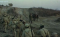 兵臨絕境：擔(dān)架隊(duì)抬著軍長的遺體