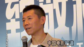 夏雨说王一博还是滑滑板的年纪