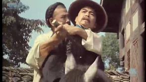 草莽英雄：你再敢抗拒搜捕，我可要开枪...