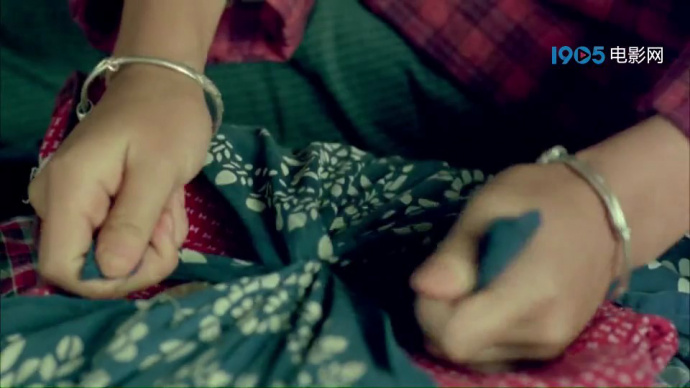 烈火金钢：凤儿爹被抓走凤儿嫁人