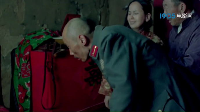 烈火金钢：小凤被逼死大哥怒了