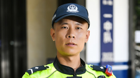韩靖