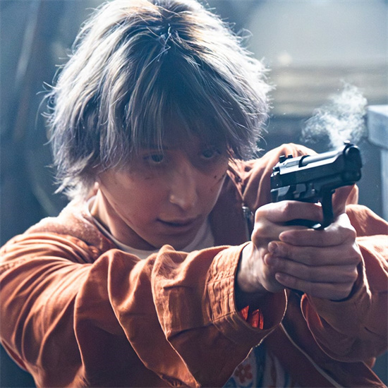 《全裸导演》导演新片剧照曝光!佐久间大介主演
