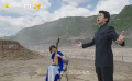 伴隨臺(tái)灣音樂家劉芛華琵琶演奏 趙嶺豪邁朗誦《黃河之水天上來(lái)》