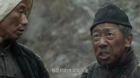 刻在石磨上的勛章：孩子吃烤土豆過冬，糧食分配引爭議