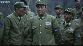 兵临绝境：杨师长与周营长手枪风波真相揭秘