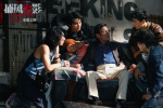 《捕風(fēng)追影》曝新物料 梁家輝爆改“瘋批Daddy”