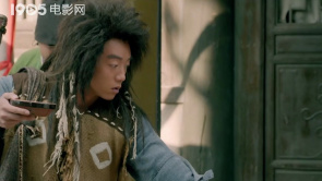 富二代嚣张跋扈  见男主拿出刀后秒...