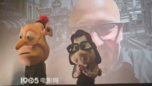 玛丽和麦克斯同框合影 平行时空的他们终于见面啦