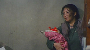 日军奸杀妇女 残害婴儿  并强迫同...