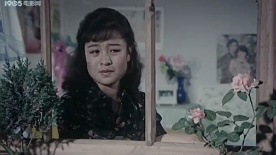 嫁不出去的姑娘：独自叹天独自愁，青春难留笑语远