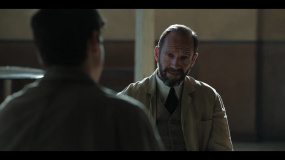 拉尔夫·费因斯主演新片《合唱团》发布正式预告