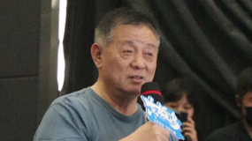 方励评《东极岛》：震撼！了不起！我好像也在水里淹了一回