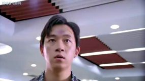 情不自禁：小白的搞笑马桶与花裤衫迷案