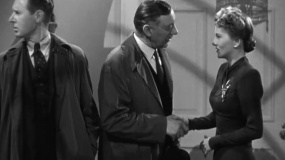 深闺疑云：不去巴黎的英伦谜案对话