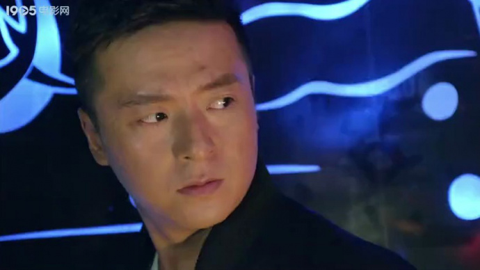 反恐特战队之刺杀危机：特工接头交易现场的冲突风云