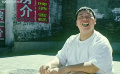 太陽傘：孩子的純真歡樂：水果攤上的溫馨時光