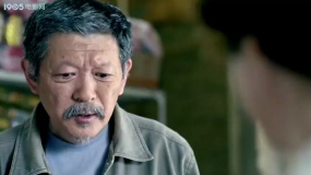 孙子从美国来：洋汉堡遇上中国夹馍，爆笑碰撞农村生活