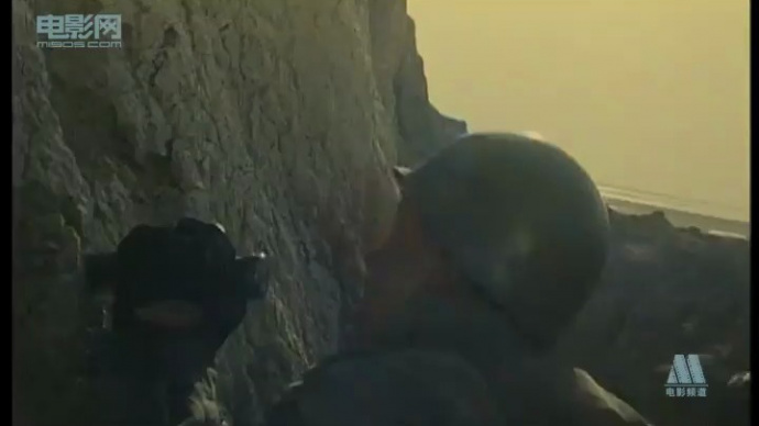 特别攻击队：绝密抓捕！特别攻击队现身地下洞口