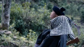 滇西有朵红色的云：小鬼子妄图作恶，众人惊险逃脱！