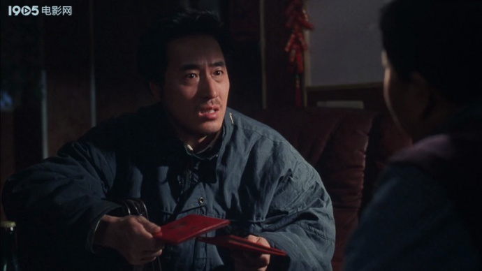 愁眉笑脸：厂生死关头，老职工下岗的无奈！