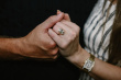 霉霉官宣訂婚：你的英語老師和體育老師要結(jié)婚了