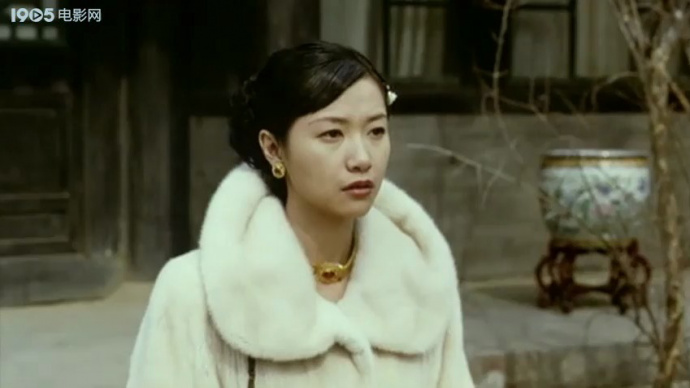 一个陌生女人的来信：神秘鲜花送达，竟牵出一段揪心秘密！