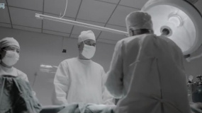 仁医胡佩兰：无私医生胡培兰，医患间的生命坚守！