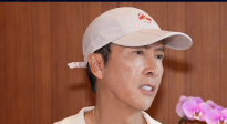 甄子丹：被九三閱兵的現(xiàn)代化武器震撼