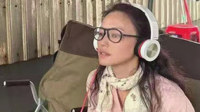 舒淇：我做導(dǎo)演受到侯孝賢的影響