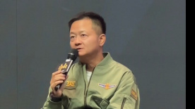 《守护者们》提前看片会 导演化身张一山夸夸团团长