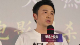 雷佳音解读关宁戴时代少年团手环：小橘子叛逆期爱追男团