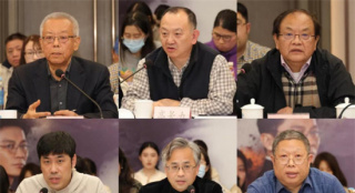 《阵地》创作座谈会 王劲松王丽坤等分享表演感悟