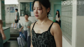 单依纯演唱主题曲《七彩光》 唱出了《日掛中天》的宿命感